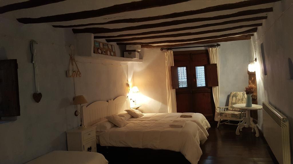 Carmen De Arnas Hotel Colungo ภายนอก รูปภาพ